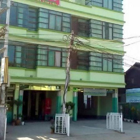 Nay Chi Lin Hotel Pathein 外观 照片