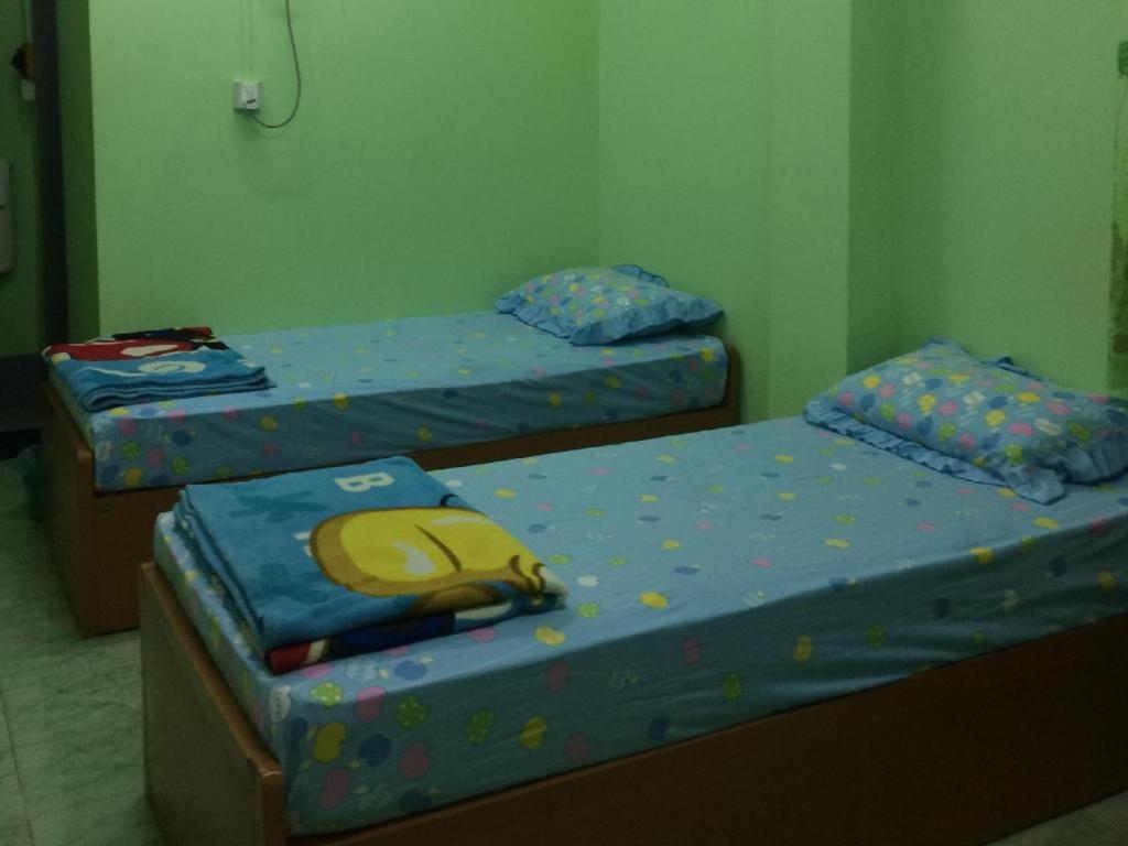 Nay Chi Lin Hotel Pathein 外观 照片