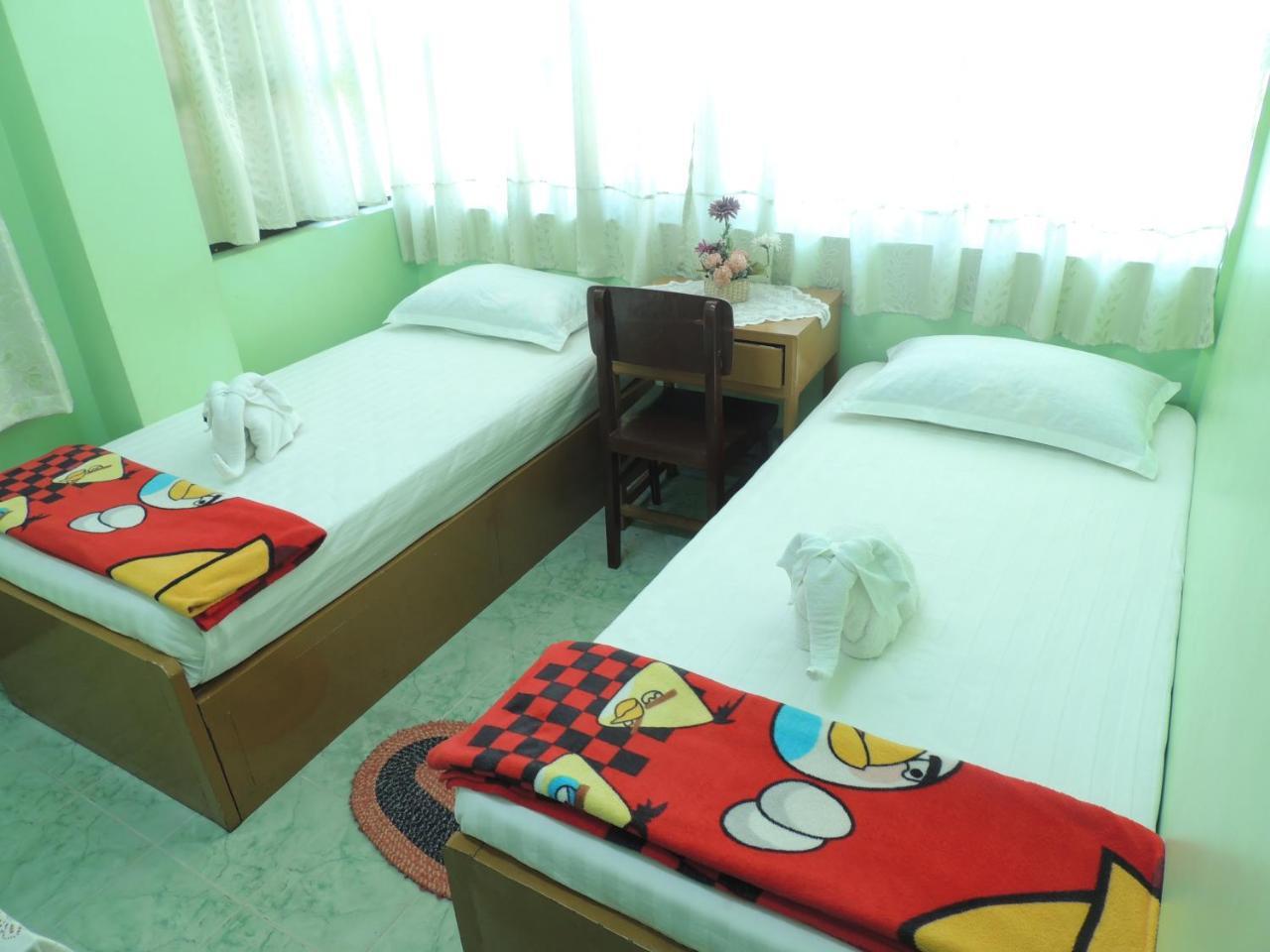 Nay Chi Lin Hotel Pathein 外观 照片